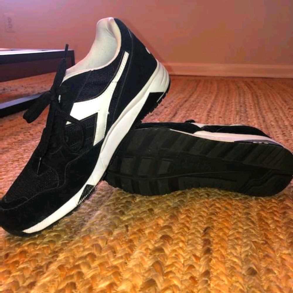 Running Shoes